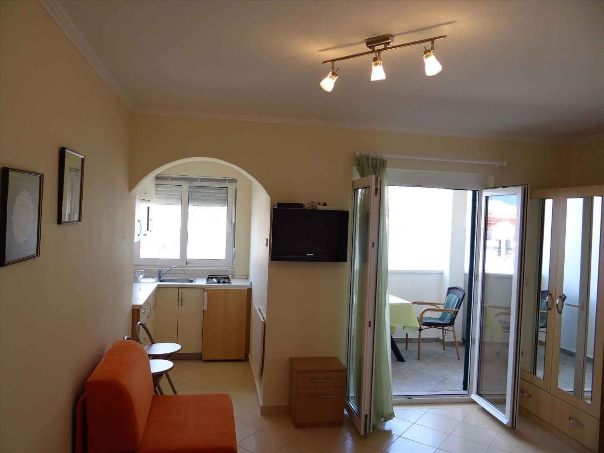 Studio In Pag/Insel Pag 15955 Pag Town Bagian luar foto